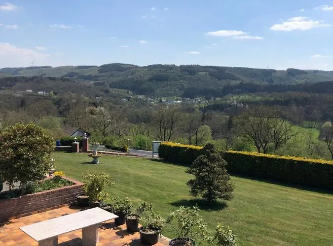 Appt. Aeischer بيت للعطل *